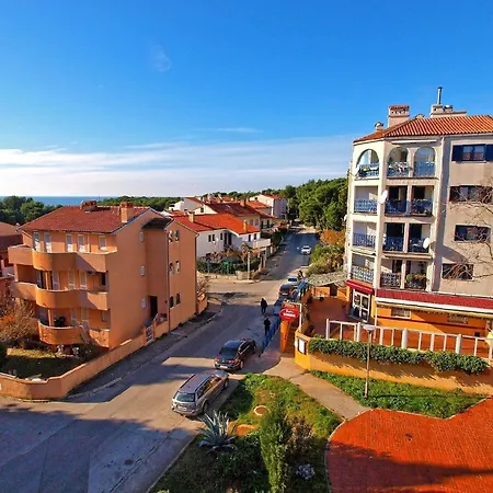 Apartment Fuer 5 Personen Ca 80 Qm In Pula, Istrien Istrische Riviera *